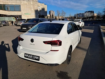 Volkswagen Polo, 2022г, передний привод, автомат