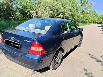 Toyota Corolla, 2001г, передний привод, механика