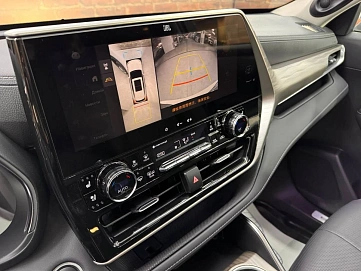 Toyota Highlander, 2025г, полный привод, автомат