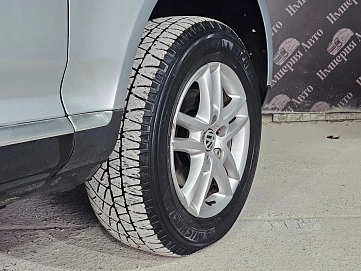Volkswagen Touareg, 2008г, полный привод, автомат
