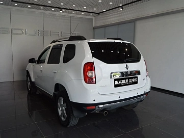 Renault Duster, 2012г, передний привод, автомат
