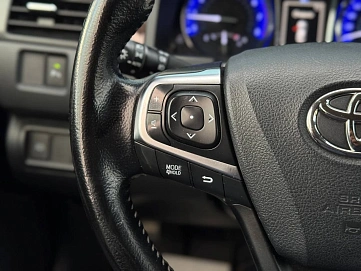 Toyota Camry, 2015г, передний привод, автомат