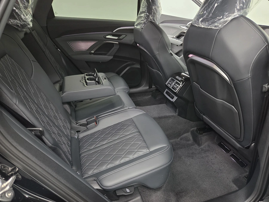Audi Q5, 2026г., полный привод, робот