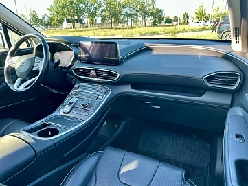 Hyundai Santa Fe, 2021г, передний привод, автомат