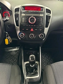 Kia Ceed, 2010г, передний привод, механика