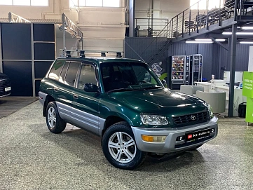 Toyota RAV4, 1998г, полный привод, автомат