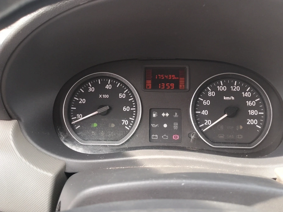 Renault Sandero, 2011г., передний привод, механика