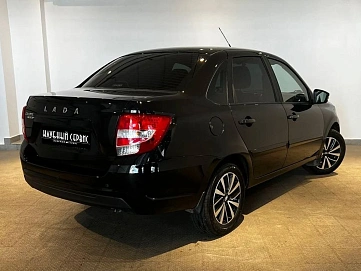 Lada (ВАЗ) Granta, 2022г, передний привод, механика