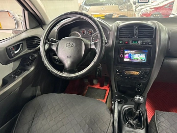 Hyundai Santa Fe, 2005г, полный привод, механика