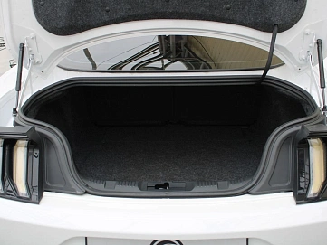 Ford Mustang, 2019г, задний привод, автомат