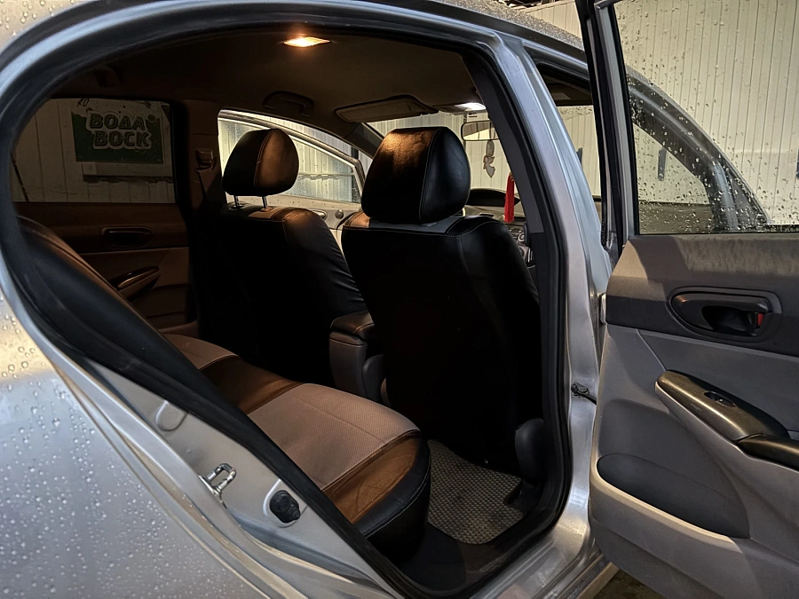 Honda Civic, 2008г., передний привод, механика