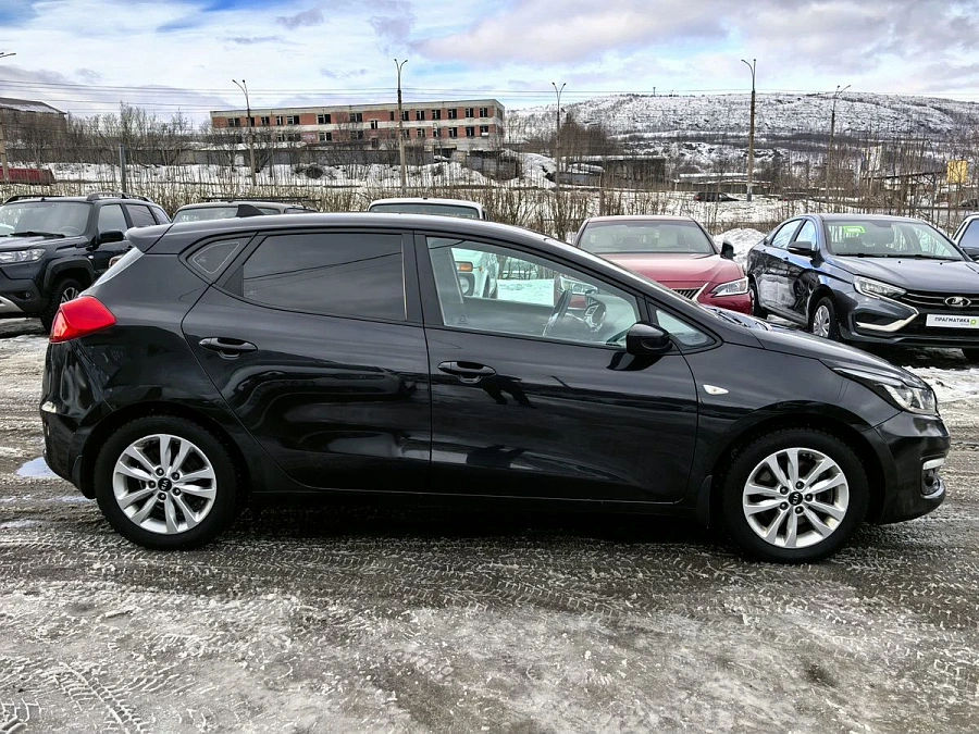 Kia Ceed, 2015г., передний привод, автомат