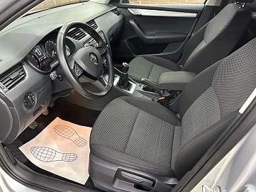Skoda Octavia, 2017г, передний привод, механика