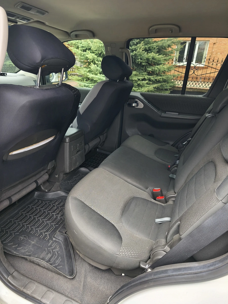 Nissan Pathfinder, 2012г., полный привод, автомат