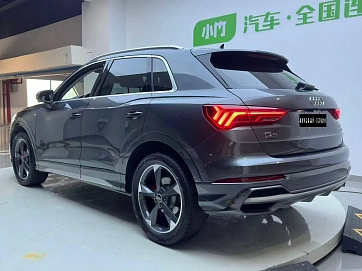 Audi Q3, 2021г, передний привод, робот