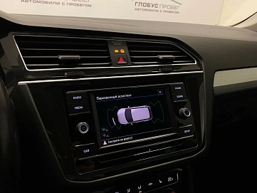 Volkswagen Tiguan, 2018г, передний привод, автомат