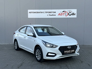 Hyundai Solaris, 2017г, передний привод, автомат