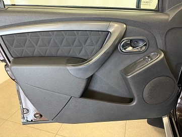 Renault Duster, 2016г, полный привод, механика