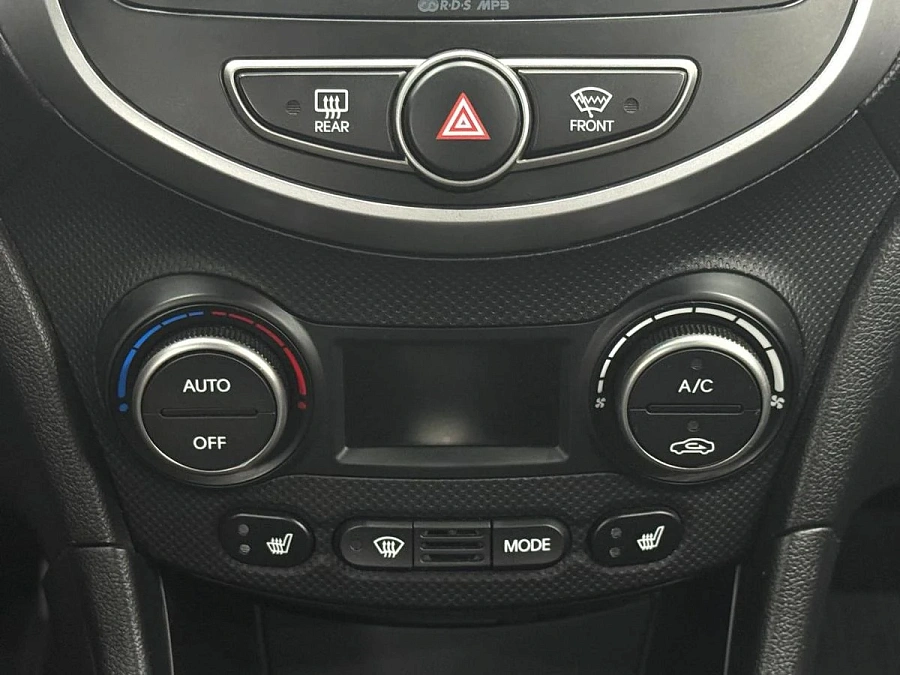 Hyundai Solaris, 2016г., передний привод, автомат