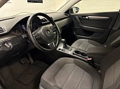 Volkswagen Passat, 2013г., передний привод, автомат