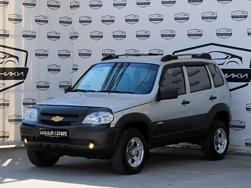 Chevrolet Niva, 2012г, полный привод, механика