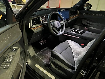 Volkswagen Teramont, 2025г, полный привод, робот