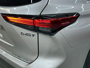 Toyota Highlander, 2025г, полный привод, автомат