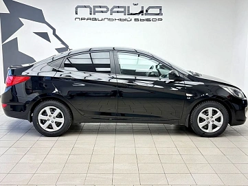 Hyundai Solaris, 2012г., передний привод, автомат