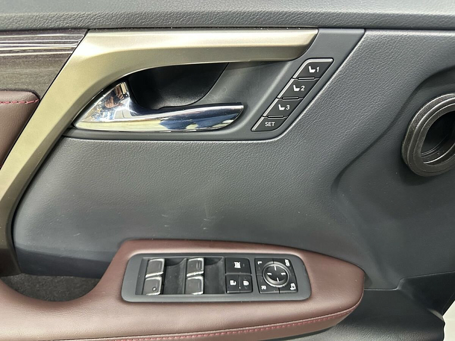 Lexus RX, 2022г., полный привод, автомат