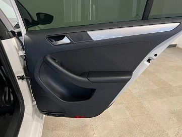 Volkswagen Jetta, 2013г, передний привод, механика