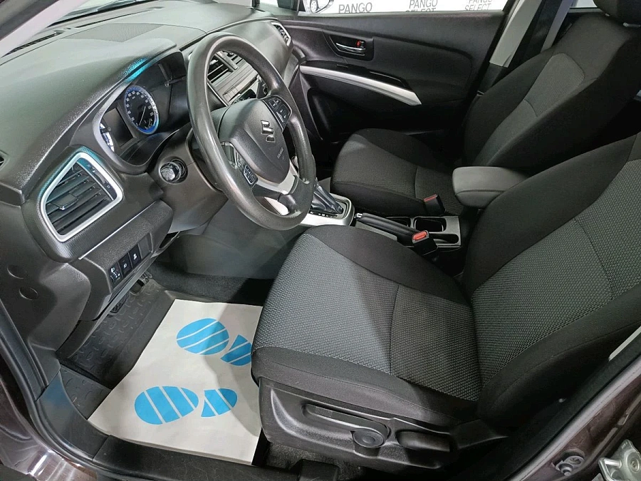 Suzuki SX4, 2014г., передний привод, вариатор