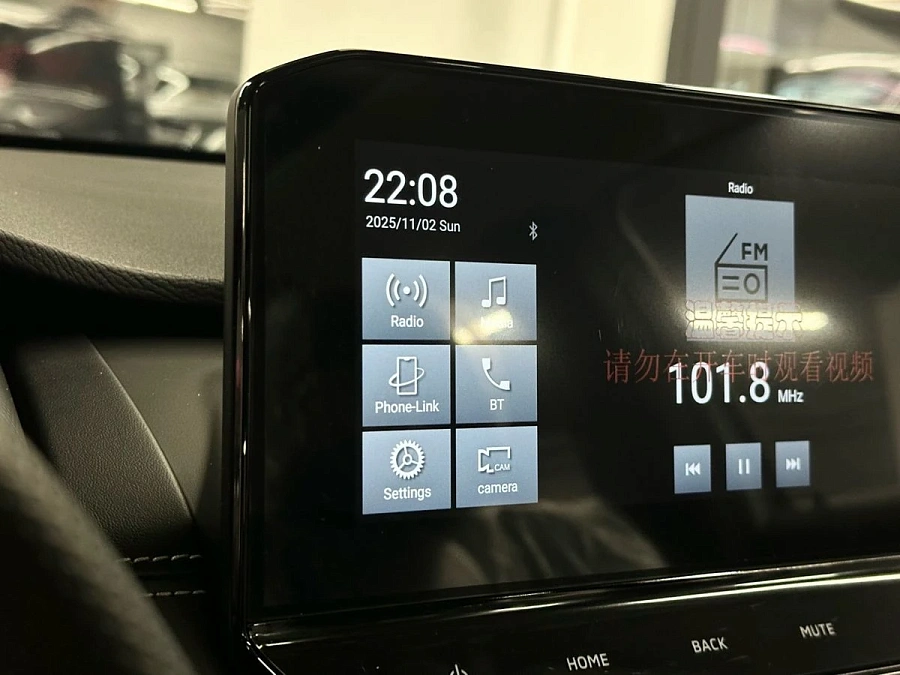 Mitsubishi Outlander, 2023г., передний привод, вариатор