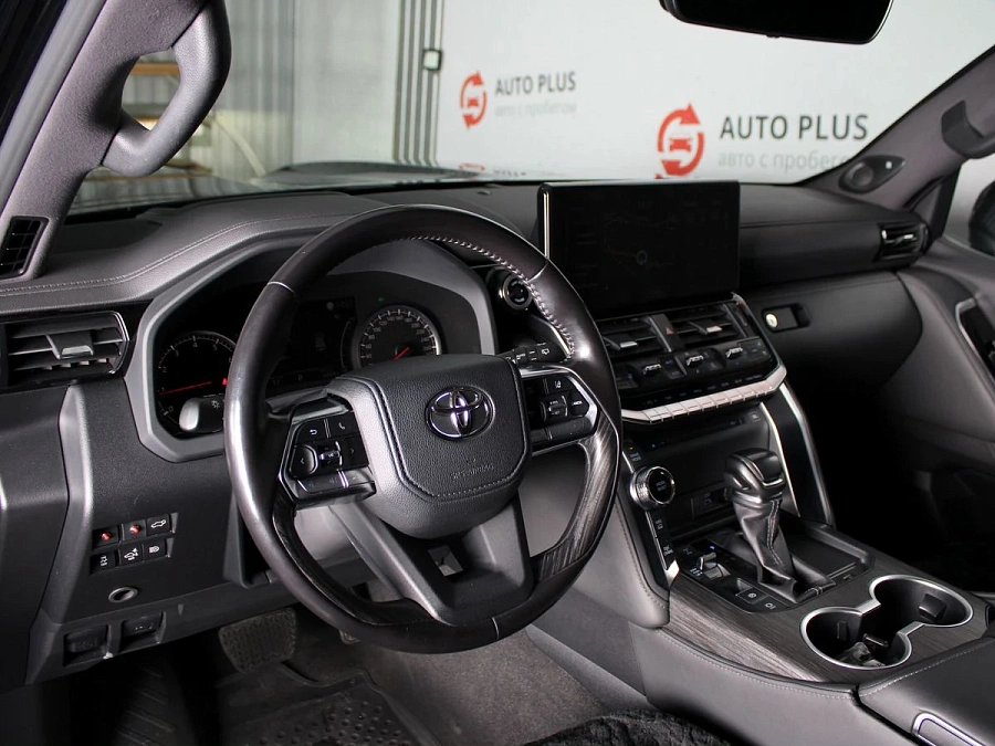 Toyota Land Cruiser, 2021г., полный привод, автомат