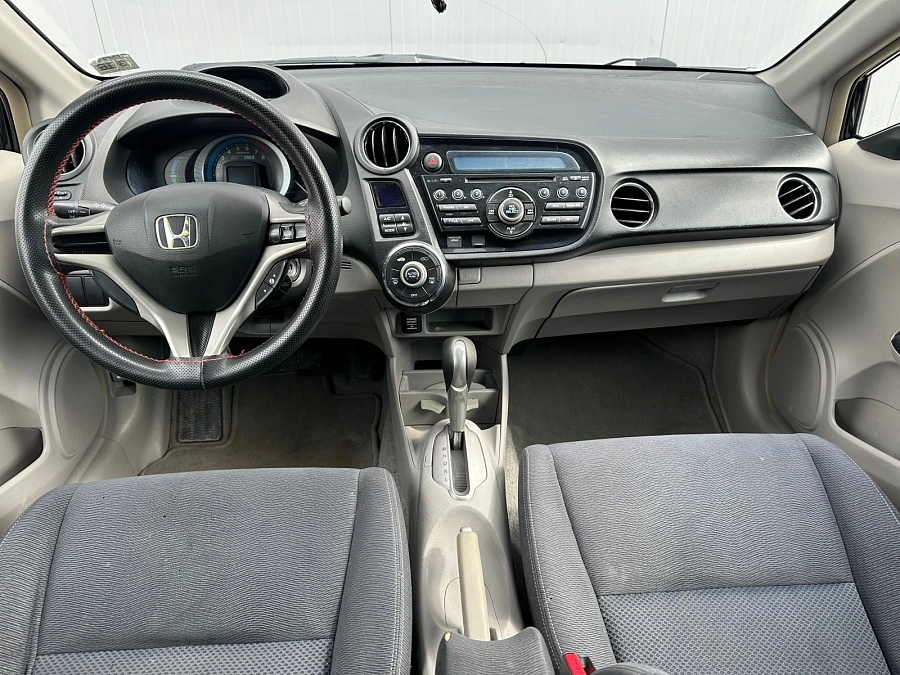 Honda Insight, 2010г., передний привод, вариатор