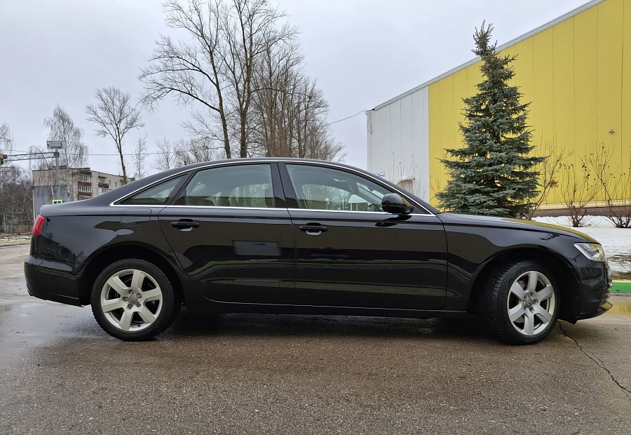 Audi A6, 2011г., передний привод, вариатор