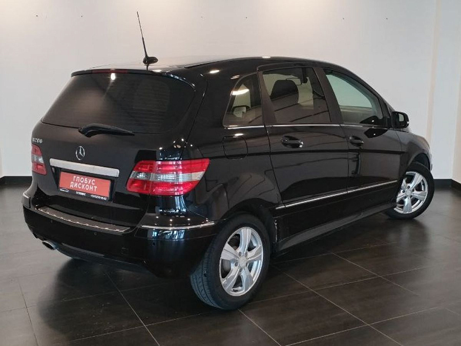 Mercedes-Benz , 2011г., передний привод, автомат
