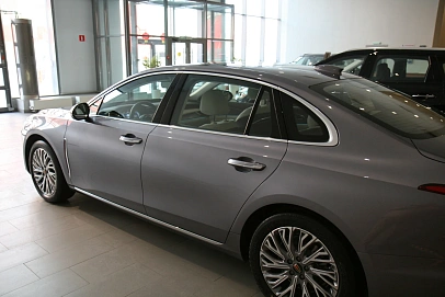 Hongqi H5, 2024г, передний привод, автомат