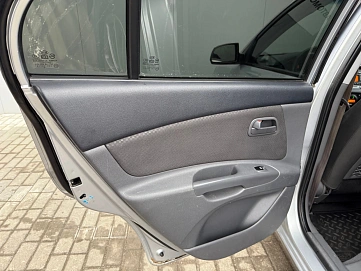 Kia Rio, 2009г, передний привод, механика