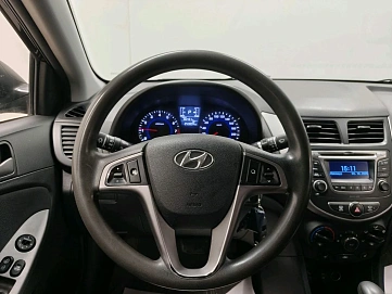 Hyundai Solaris, 2014г, передний привод, автомат