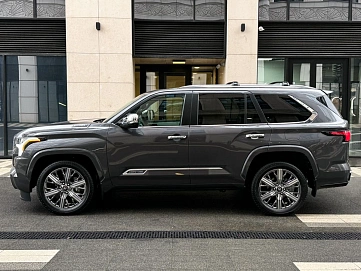 Toyota Sequoia, 2025г, полный привод, автомат