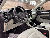 Volvo XC40, 2020г., передний привод, робот