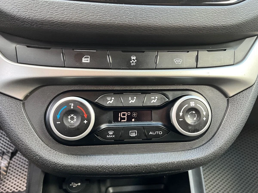 Lada (ВАЗ) Vesta, 2018г., передний привод, механика