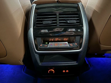 BMW X7, 2023г, полный привод, автомат