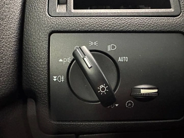 Ford Kuga, 2011г, передний привод, автомат