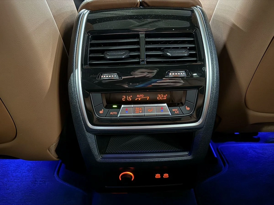 BMW X7, 2023г., полный привод, автомат