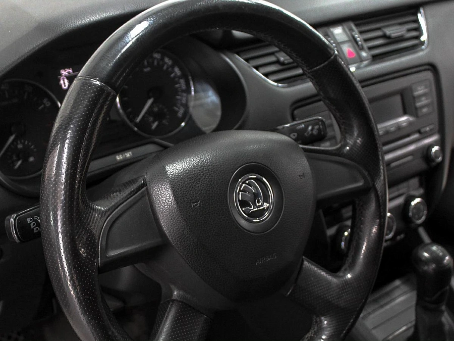 Skoda Octavia, 2013г., передний привод, механика