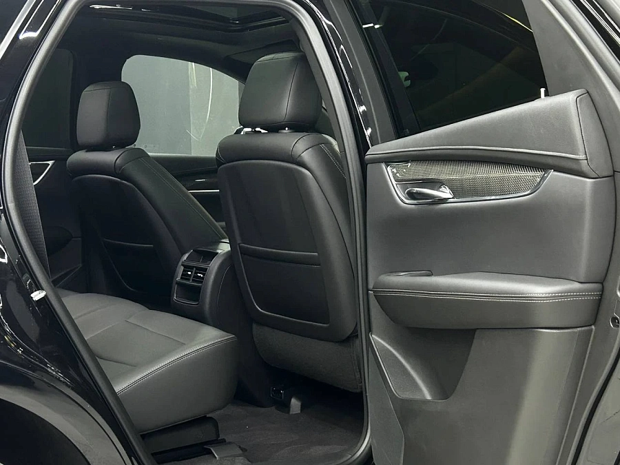 Cadillac XT5, 2023г., полный привод, автомат