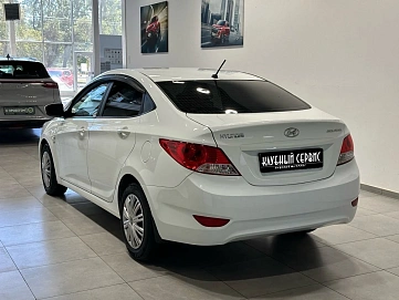 Hyundai Solaris, 2013г, передний привод, автомат
