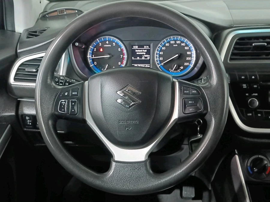 Suzuki SX4, 2014г., передний привод, вариатор