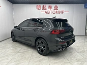 Volkswagen Golf, 2022г., передний привод, робот